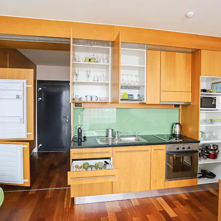 Apartment Bl Lakeside With Pool, Medences Apartman, Privat Partszakasszal *