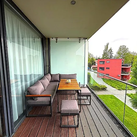 Bl Lakeside With Pool, Medences Apartman, Privat Partszakasszal * Balatonlelle